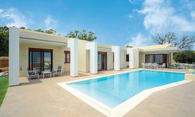 Atsipópoulon Villa | Red Oak Tree Villa