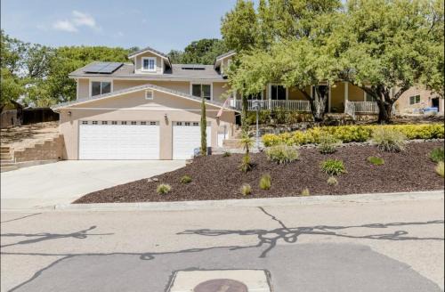 Paso Robles House | Red River Retreat