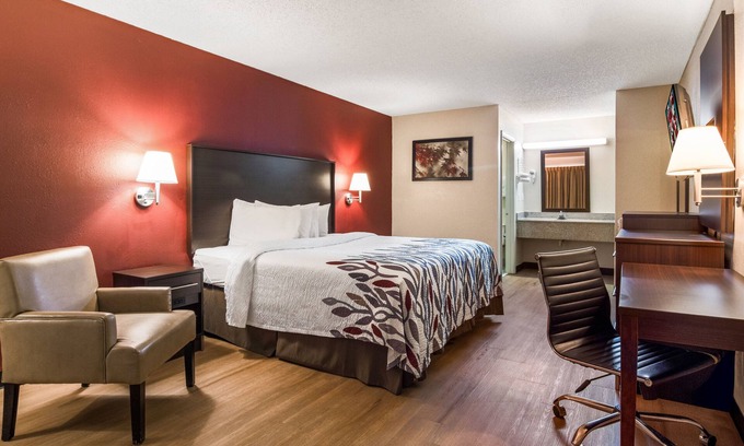 Acworth Hotel | Red Roof Inn Acworth - Emerson/LakePoint South
