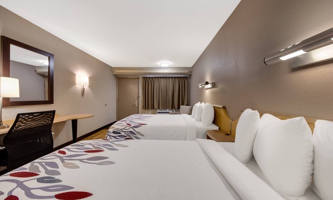 Asheville Hotel | Red Roof Inn Asheville - Biltmore West