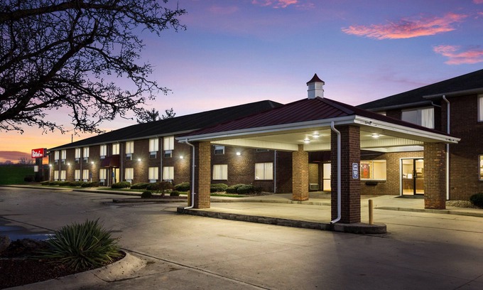 Greendale Hotel | Red Roof Inn Lawrenceburg