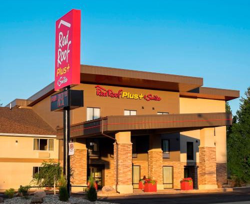 Whippleville Hotel | Red Roof Inn PLUS+ & Suites Malone
