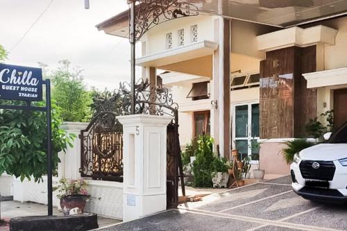 Padang Hotel | RedDoorz Syariah at Chilla Guest House Padang