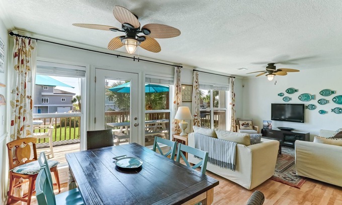 Fernandina Beach House | Redecorated Pet Friendly Home by RedAwning