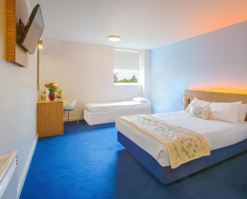 Wolverhampton Hotel | Redwings Lodge Wolverhampton Central