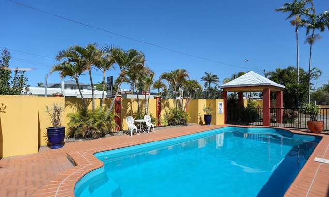 West Mackay Hotel | Reef Resort Motel
