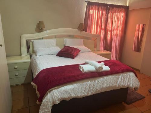 Boksburg House | Reen's Guest House