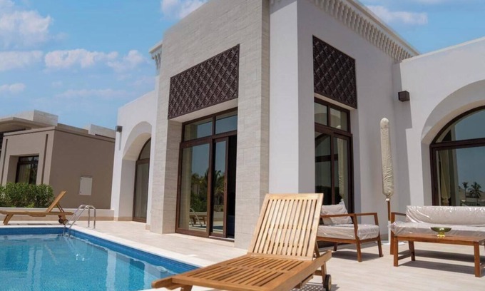 Salalah Villa | Refined Marina View Retreat
