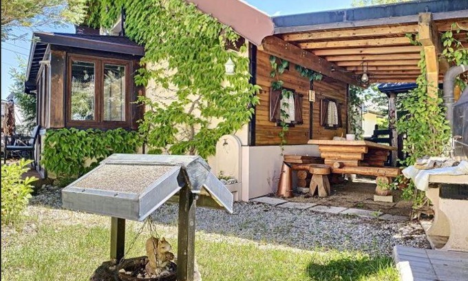 Metabief Ski Chalet | Refuge de l'Ecureuil