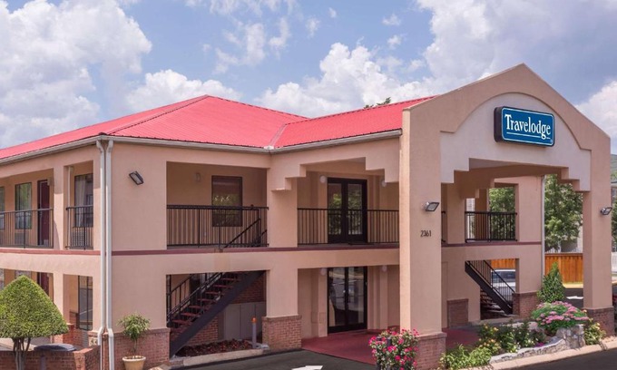 Graysville Hotel | Regency Inn & Suites-Hamilton Place