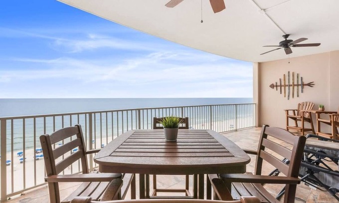 Orange Beach East Condo | Regency Isle 806: 2 BR/2.5 BA, gulf-front, SLEEPS 7