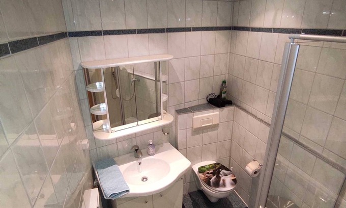 Rhede Apartment | Reinhardt Apartment mit Balkon - Ferienwohnung Rhede