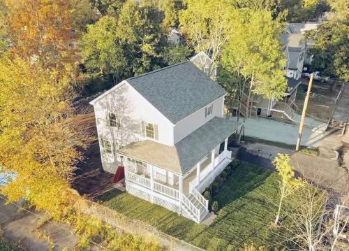 Brockton House | Relax and Explore, Family Friendly Home Near Boston