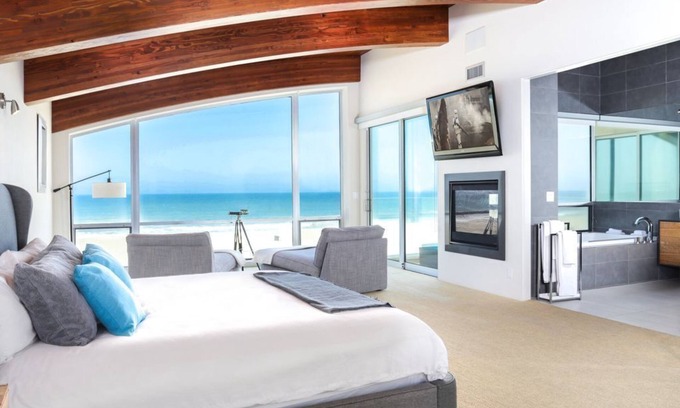 Oxnard Shores House | Relax and Recharge - 1013 Mandalay