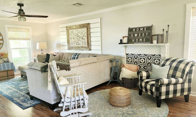 Ragley House | Relax at The Ragley Rendevous - Peaceful country home close to Coushatta Casino