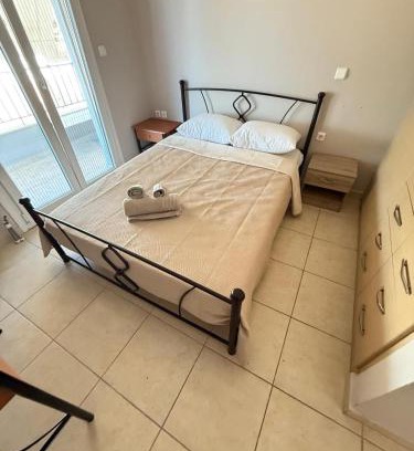 Chalcis Apartment | Relax by the sea!