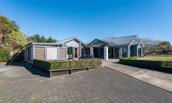Turangi House | Relax Countryside - Wheelchair access