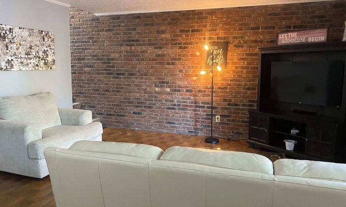 Fort Smith Condo | Relax in 2Br Condo in Fort Smith #28
