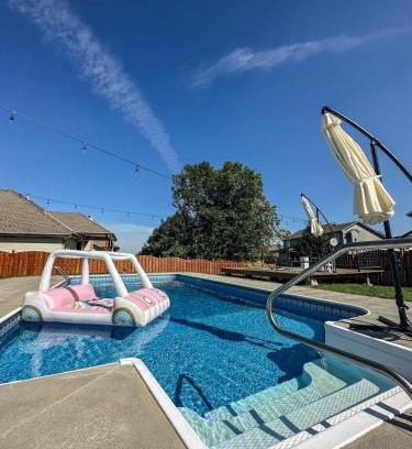 Jefferson House | Relax in Style 5BR Home Hot Tub & Games