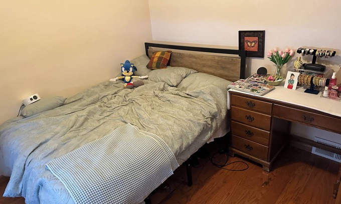 Madison House | Relax in this clean cozy 3 bedroom, 2 bath home in the heart of Madison. Perfect