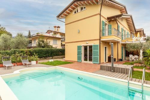 Massa Villa | Relax in Villa - Versilia