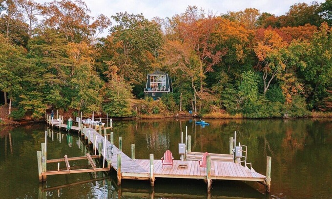 Lancaster House | Relax on Dock, Play Pool, Kayak the Coves, Views