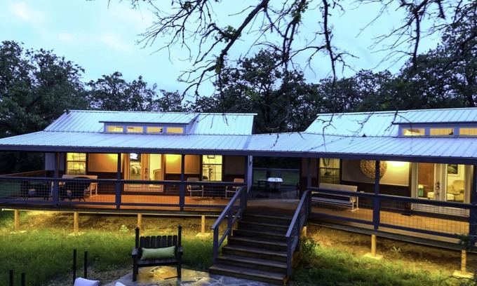 Paige Cabin | Relax, Recharge in Tranquil Country Setting