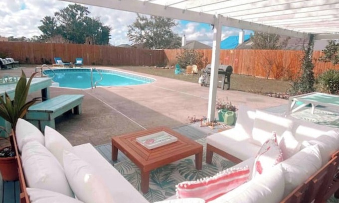 Ono Island House | Relaxation! Private home with a pool, Perdido Key. Johnson Beach 10min away.