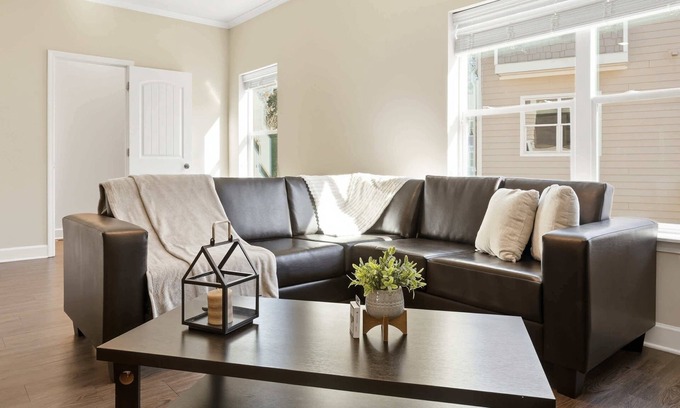 Central House | Relaxed Living | Close to Lake & Shops + Near CU!