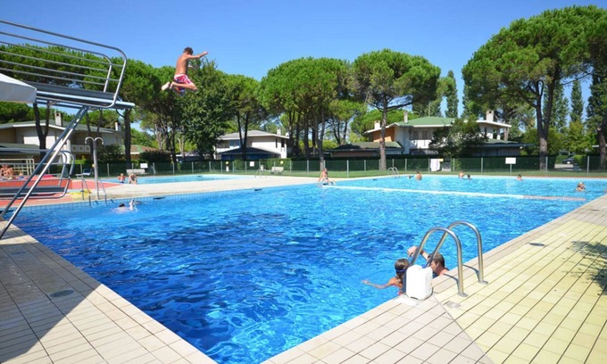 Bibione Apartment | Relaxing apartment for 4 people with air-conditioning in a peaceful area
