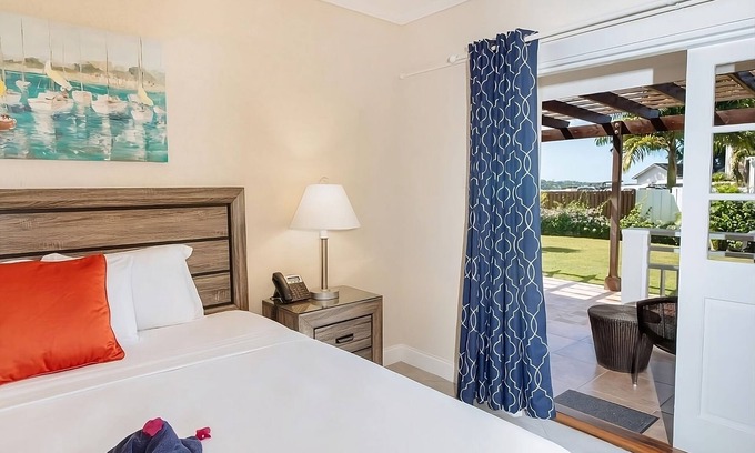 Charlotte Apartment | Relaxing Garden Bungalow Escape | Outdoor Pool + Free Parking, Scenic Views!