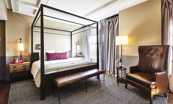 Hollywood Hotel | Relaxing Hollywood Stay w/Tranquil Pool Oasis, Short Drive to Universal Studio