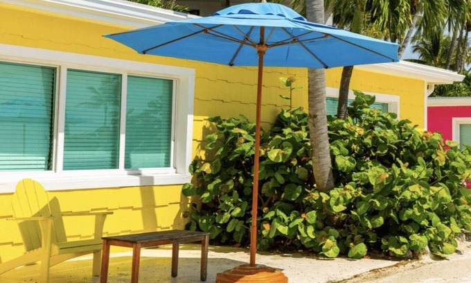 Islamorada Cottage | Relaxing Ocean Front Unit In Islamorada | Enjoy Scenic Walks on Private Beach