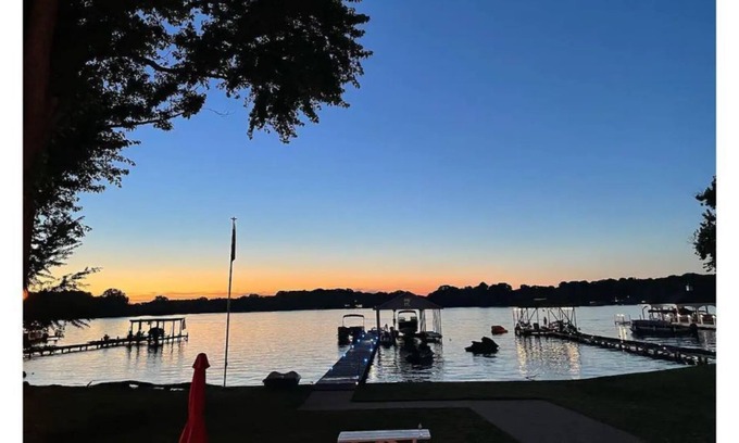 Rogersville House | Relaxing river house on Wheeler Lake.
