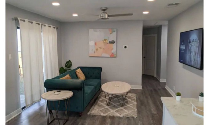 Heritage House | Relaxing Tranquility House Lackland AFB SeaWorld