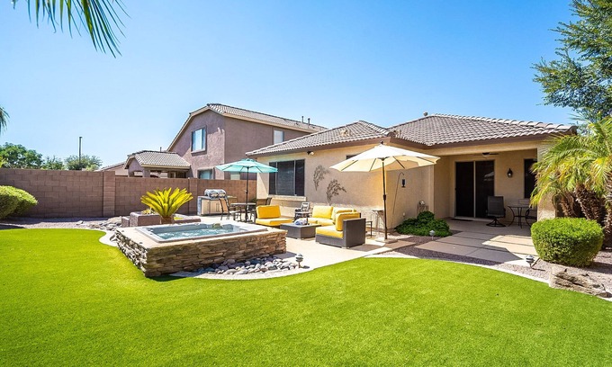 Seville House | Relaxing & Upgraded Vacation Home - Pet Friendly