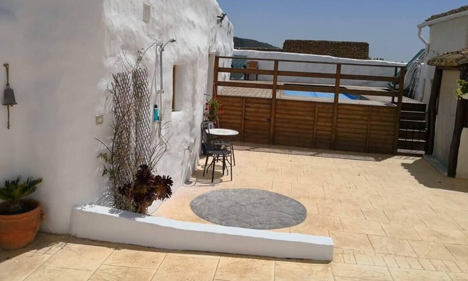 Oria Apartment | Remarkable 1-Bed Apartment in ORIA