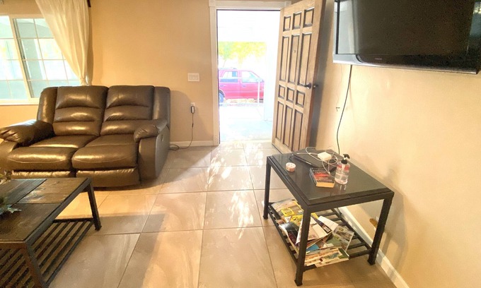 Citrus Heights House | Remodeled historical cottage, super close to great shopping malls.