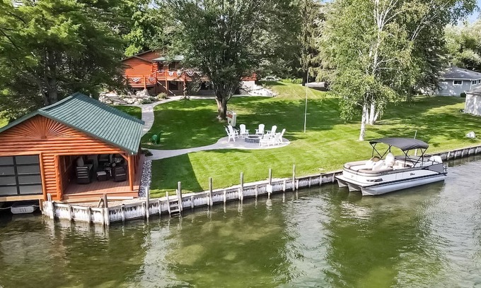 Indian River House | Remodeled riverfront home with private hot tub, firepit, grill, AC