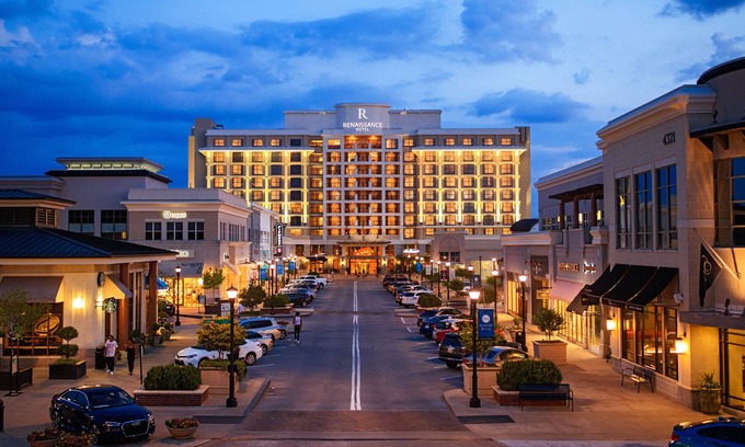 North Hills Hotel | Renaissance Raleigh North Hills Hotel