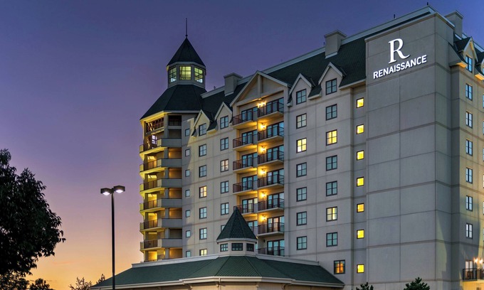 South Tulsa Hotel | Renaissance Tulsa Hotel & Convention Center