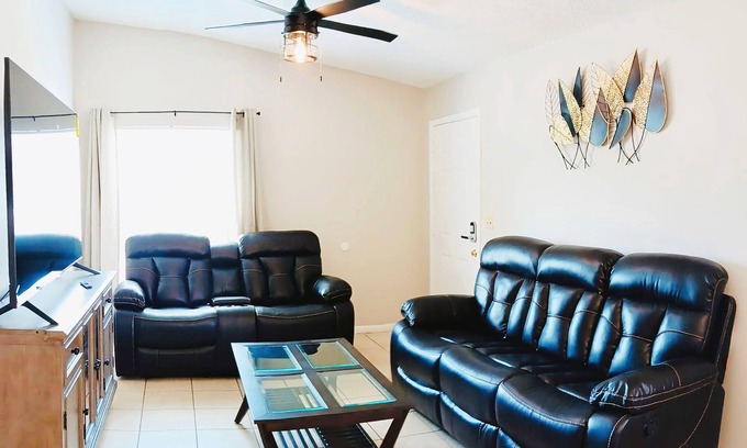 Lakeland Apartment | Renovated 2BR 2Bath Apartment Cozy and Quiet