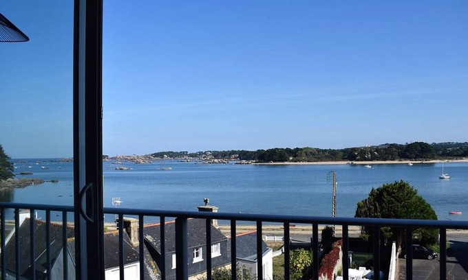 Tregastel Apartment | Renovated apartment in Trégastel with sea view and parking