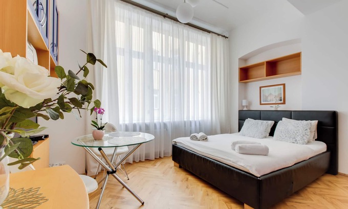 Josefov Apartment | Renovated apartment in the heart of historic center