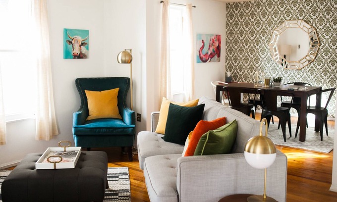 Palisade House | Renovated bungalow steps to downtown, 2 bikes, firepit, desk, family-friendly!