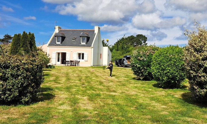 Le Palais House | Renovated, detached belle-illoise family home, 3 bedrooms, sleeps 9