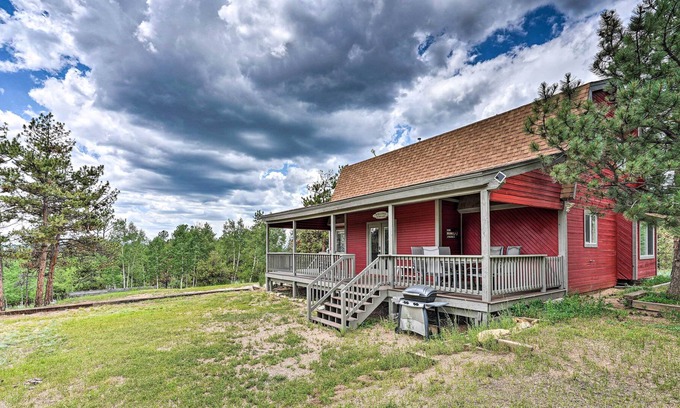 Florissant Cabin | Renovated Florissant Mountain Escape w/ Deck!