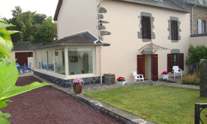 Etables-sur-Mer House | Renovated house ideal for 4 to 6 people