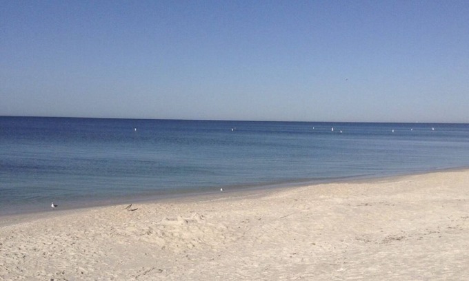 Bonita Springs Cottage | Renovated guest house. Bike to the beach! Tax, VRBO fee and $10 clean fee only.