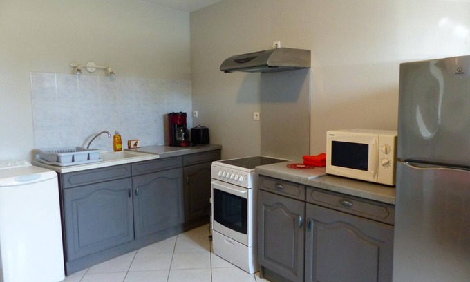 Louchy-Montfand Cottage | Renovated harvest house with WIFI and pets allowed